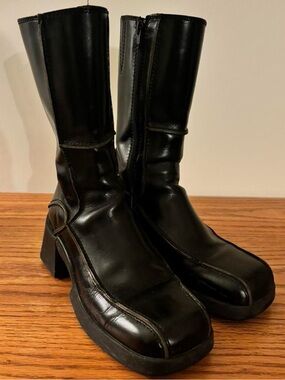 E8 Miista Mieko Boot